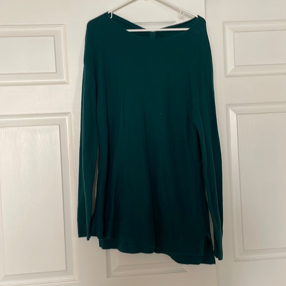 Ribbed Green Long Sleeve Sweater, large Elle.